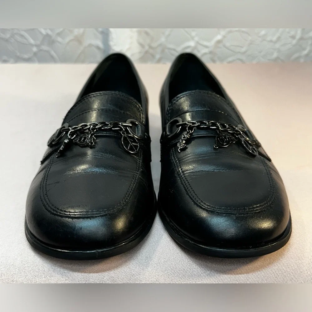 Franco Sarto- Women’s Black Leather Peace & Love Chain Loafers (7.5) - Picture 2 of 14